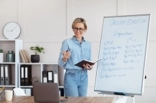 Репетитор по математике онлайн картинка из объявления