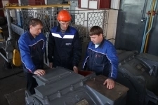 Слесарь по ремонту подвижного состава в объявлении 1 фото Слесарь по ремонту подвижного состава картинка из объявления