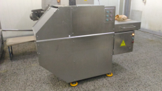 Установка гильотинной резки мясных блоков (производство) в объявлении 3 фото Установка гильотинной резки мясных блоков (производство) картинка из объявления