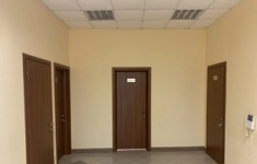 Продам коммерческую недвижимость 243 м2 картинка из объявления