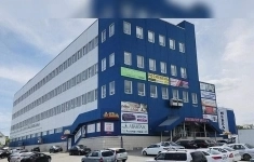 Продам коммерческую недвижимость 66.8 м2 картинка из объявления