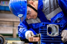 Слесарь-ремонтник в объявлении 1 фото Слесарь-ремонтник картинка из объявления