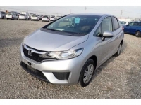 Хэтчбек Honda Fit кузов GK4 модификация 13G F Package 4wd гв 2015 картинка из объявления