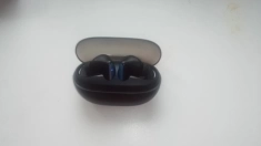 Беспроводные наушники в объявлении 2 фото Беспроводные наушники картинка из объявления