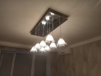 Люстра потолочная в объявлении 5 фото Люстра потолочная картинка из объявления