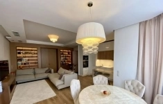 Продам 3 комнатную квартиру 154 м2 картинка из объявления