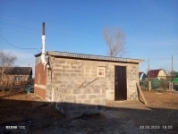 Рабочий магазин с товарами картинка из объявления