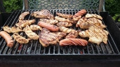 Решетка-гриль чугунная  стань счастливым картинка из объявления