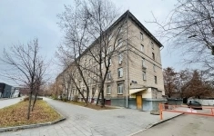 Продам коммерческую недвижимость 553 м2 картинка из объявления