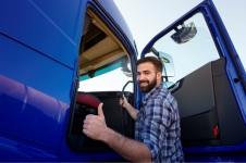 Требуется Водитель картинка из объявления