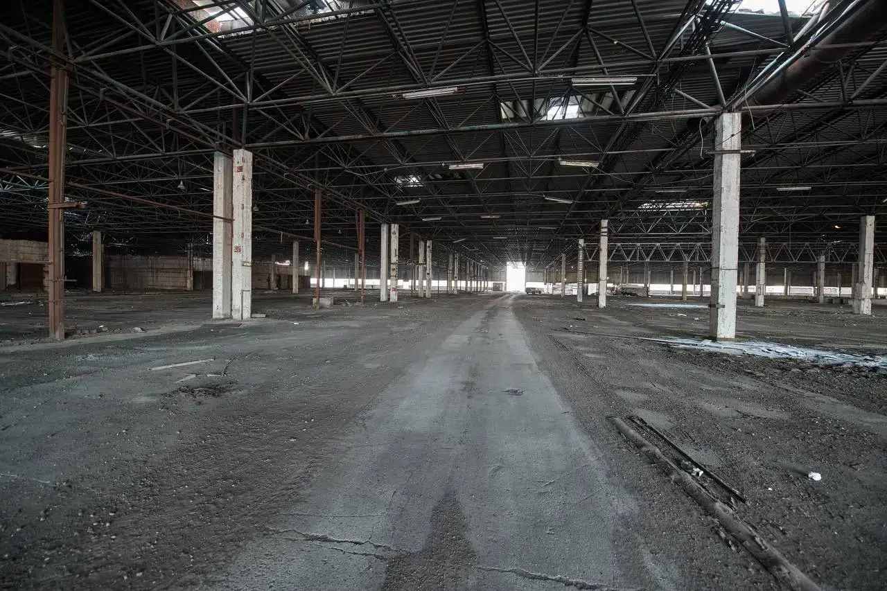 Производственное здание 30 000 м². в объявлении 7 фото Производственное здание 30 000 м². картинка из объявления