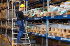 Комплектовщик Вахта в объявлении 1 фото Комплектовщик Вахта картинка из объявления