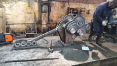 Износостойкий крашер для экскаватора механический картинка из объявления