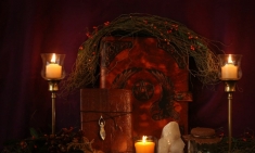 МАГИЯ ГАДАНИЕ ПРИВОРОТ ЛЮБИМОГО ЧЁРНОЕ ВЕНЧАНИЕ СНЯТЬ ПОРЧУ картинка из объявления