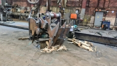 Расщепитель-корчеватель гидравлический от производителя в объявлении 1 фото Расщепитель-корчеватель гидравлический от производителя картинка из объявления