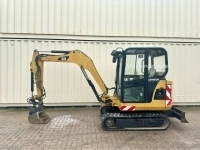 Продам мини-экскаватор. Caterpillar 302.5 картинка из объявления