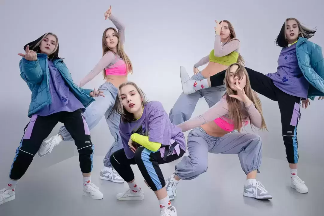 УЛИЧНЫЕ ТАНЦЫ / HIP-HOP В НОВОРОССИЙСКЕ | Набор с Ксенией BE FREE | Студия Танцев Кокетка картинка из объявления