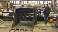 Напрямую от изготовителя просеивающий ковш в объявлении 1 фото Напрямую от изготовителя просеивающий ковш картинка из объявления