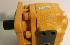 Гидравлический насос 07442-71102 Komatsu D355A в объявлении 1 фото Гидравлический насос 07442-71102 Komatsu D355A картинка из объявления