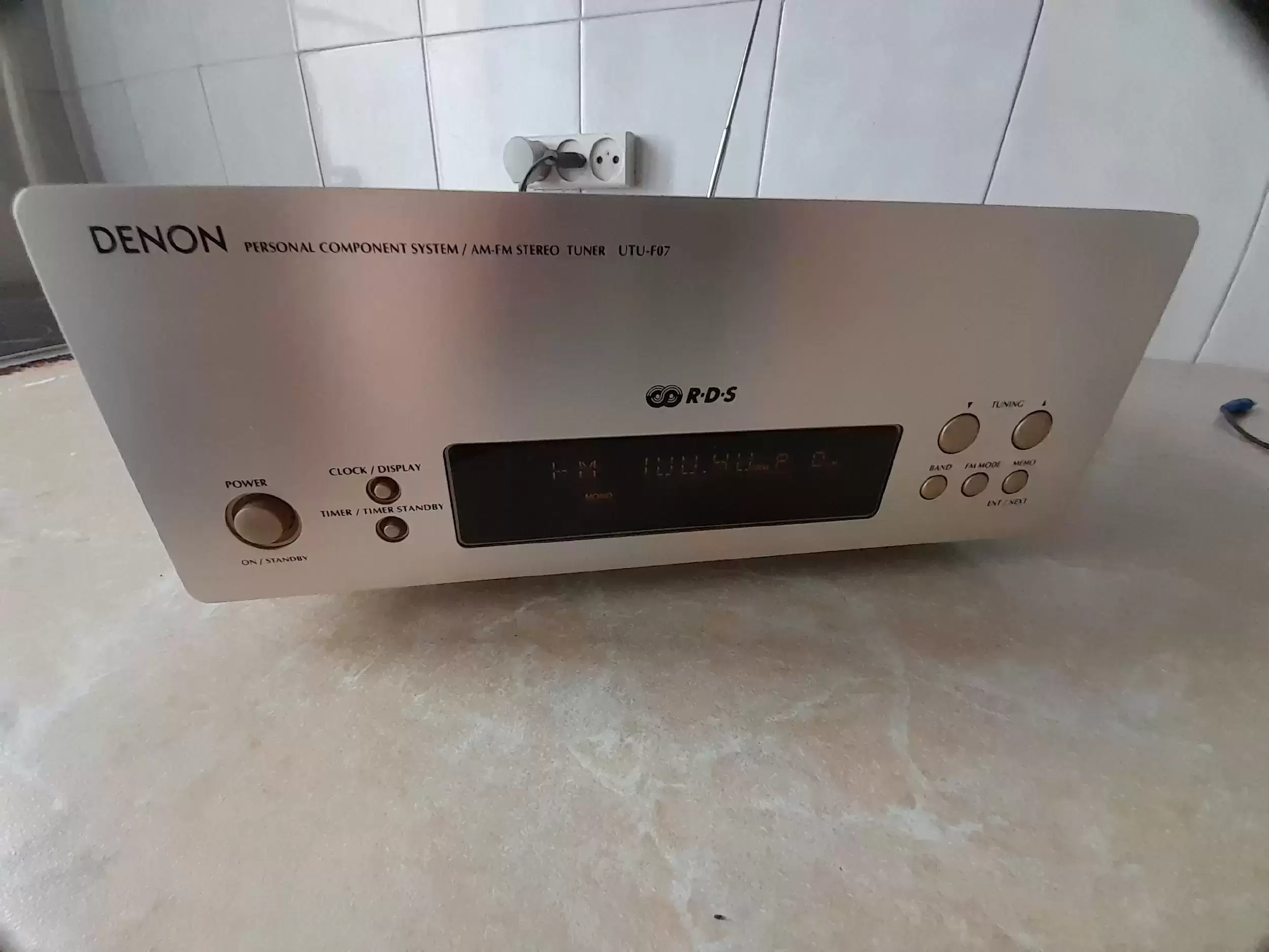 Тюнер Denon UTU-F07 картинка из объявления