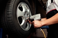 Шиномонтаж в объявлении 1 фото Шиномонтаж картинка из объявления